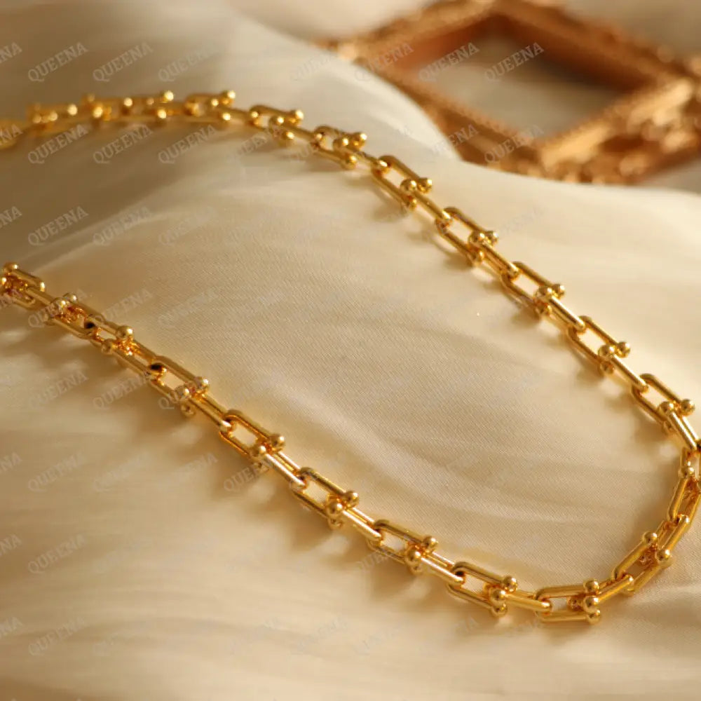 18K Gold Plated Tiffany Small U Link Chain Necklace In Yellow Necklaces