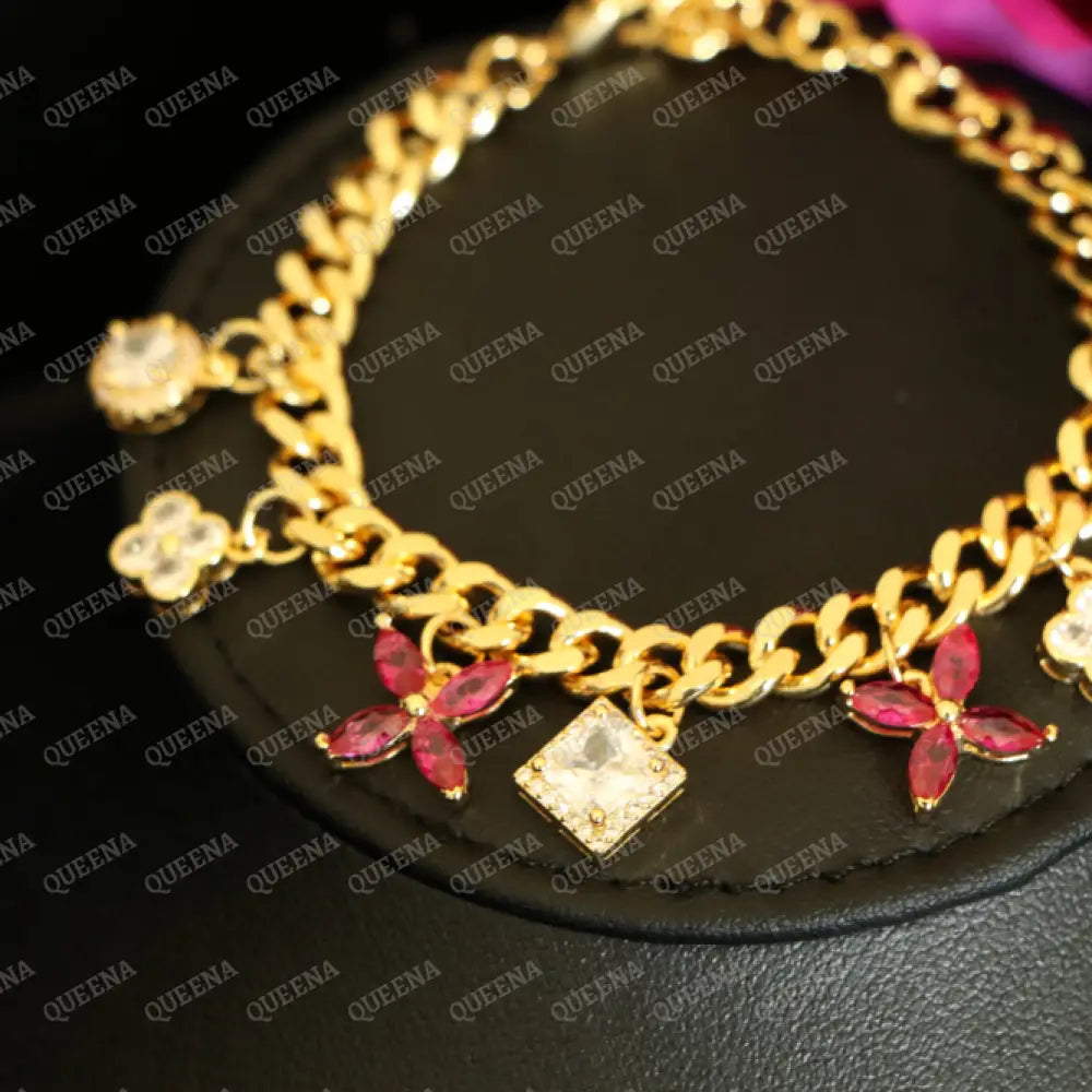 Beautiful Sparkling Pink Crystals Flowers Charms Chain Bracelet Bracelet