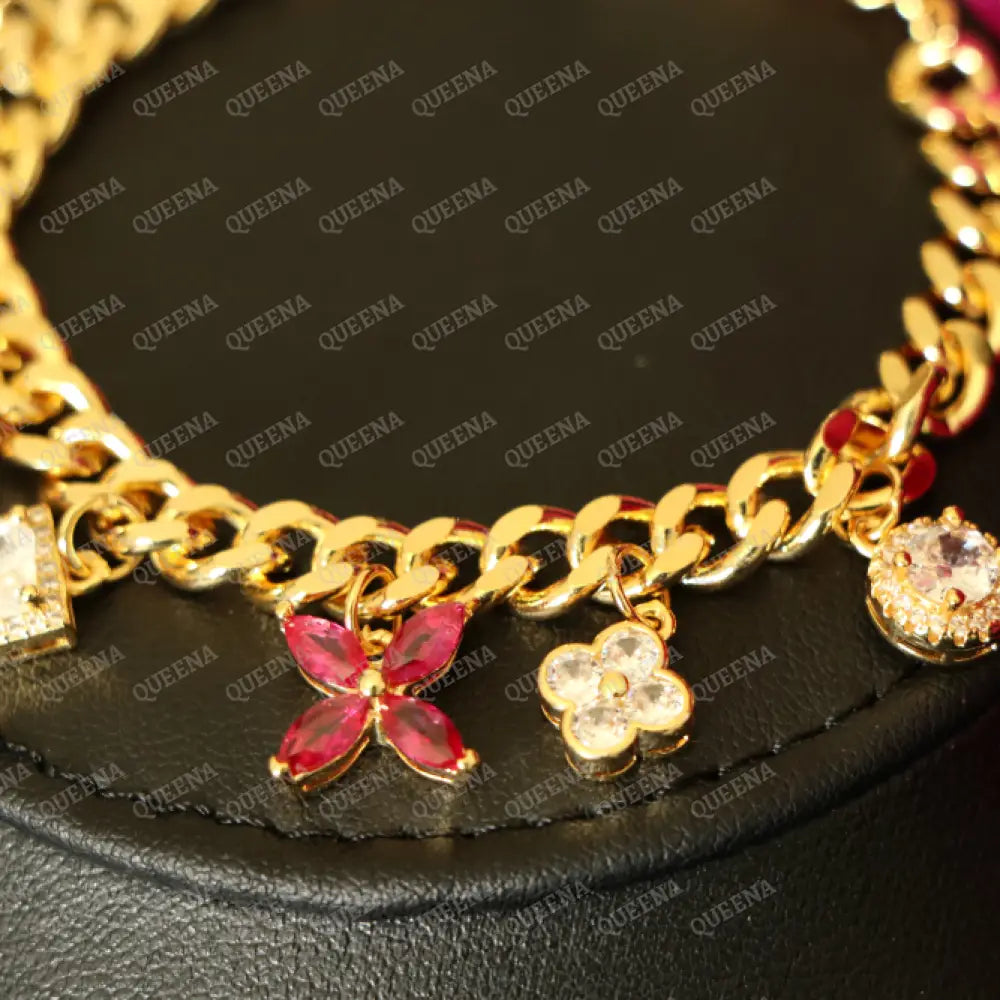 Beautiful Sparkling Pink Crystals Flowers Charms Chain Bracelet Bracelet
