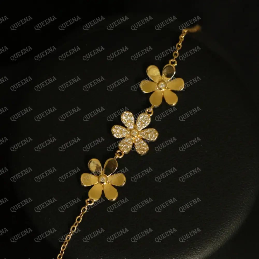 Elegant Jasmin Bracelet with 3 Jasmin Flowers Bracelet