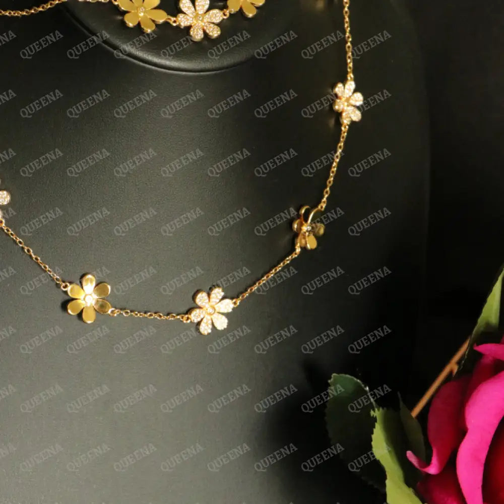 Elegant Jasmin Jewelry Set with 10 Jasmin Flowers (Necklace + Bracelet) Jewelry Sets