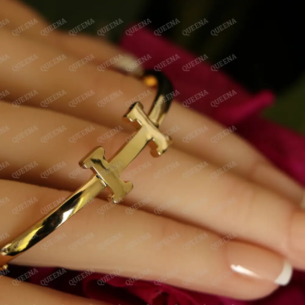 Elegant Trendy Golden H bangle Bracelet