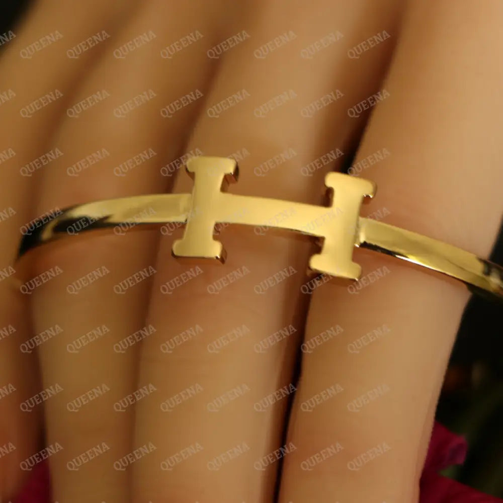 Elegant Trendy Golden H bangle Bracelet
