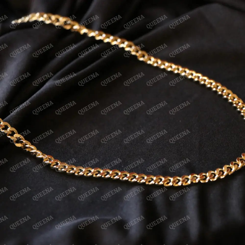 Essential Golden Plain Cuban Chain Necklace Necklaces