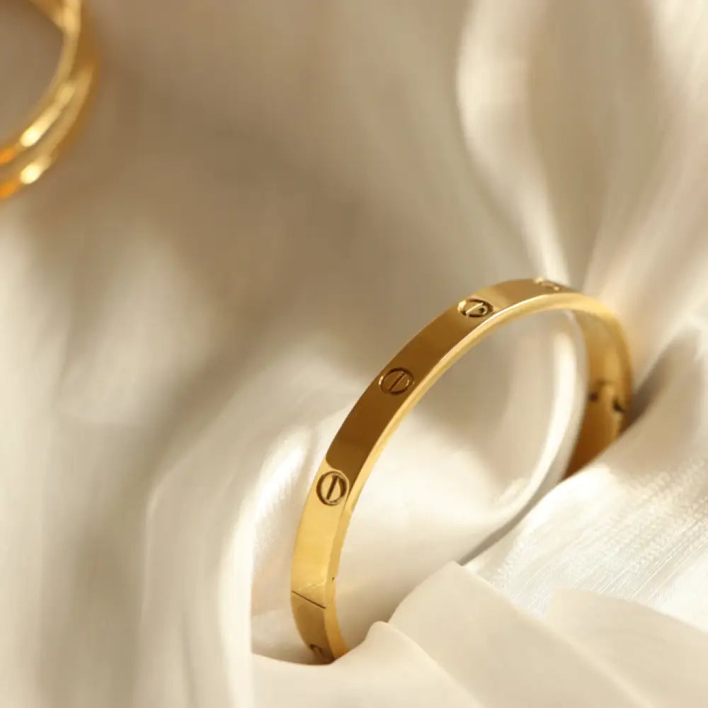 Iconic Bangle Plain Love Bracelet - High Quality 18K Gold Plated Statement Piece