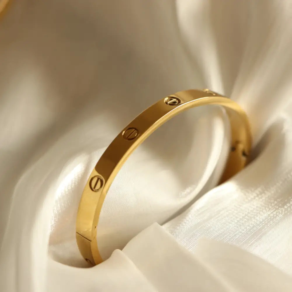 Iconic Bangle Plain Love Bracelet - High Quality 18K Gold Plated Statement Piece