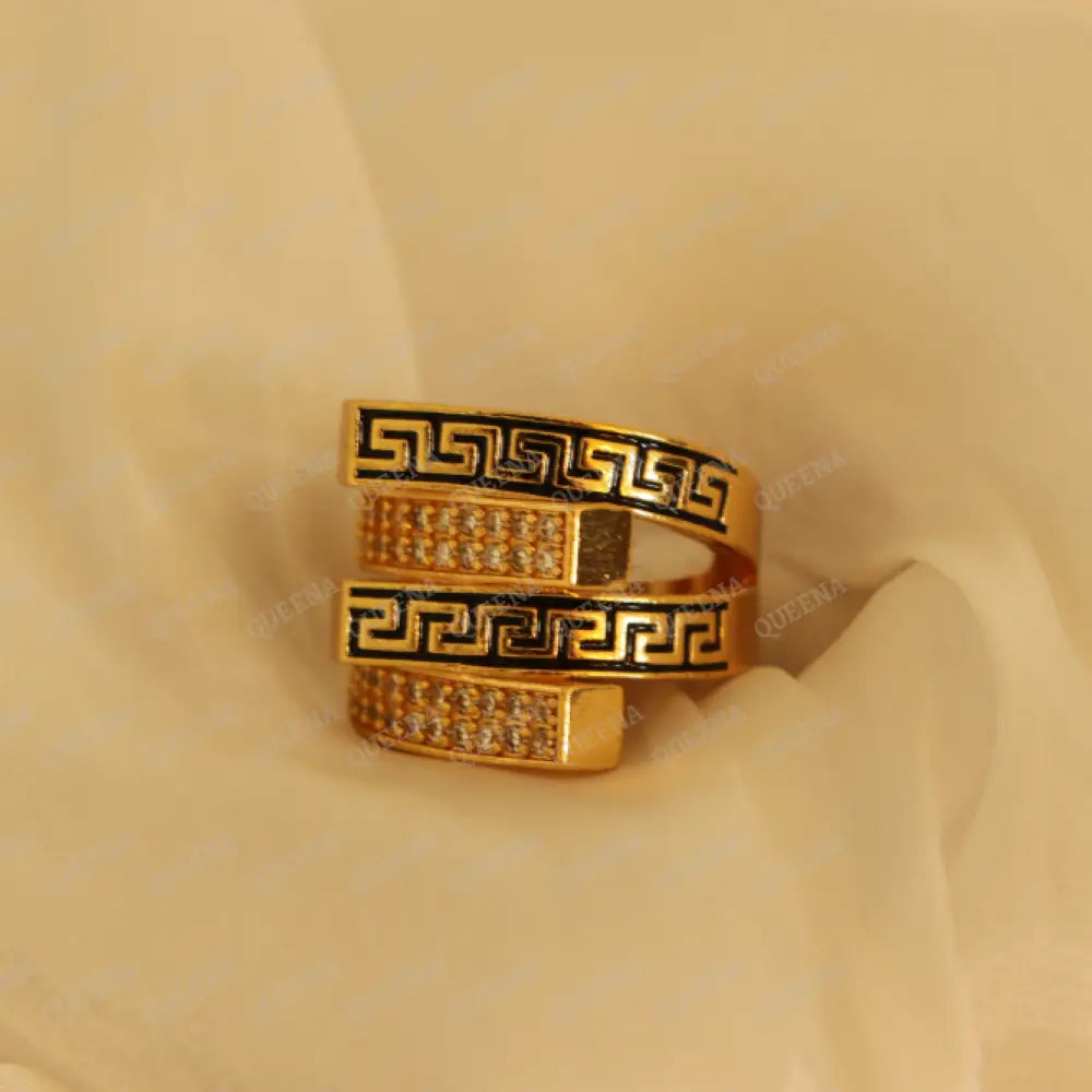 Iconic Ring With Versace Zigzag Pattern In Zircon Gold And Black Rings