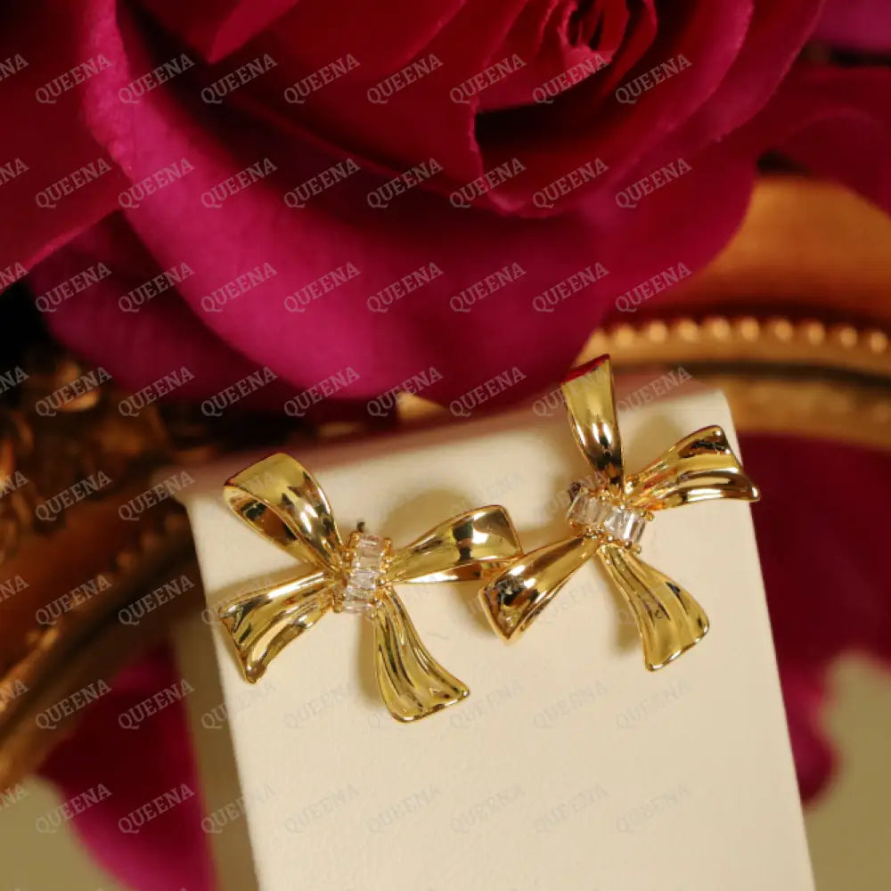 LOLy Crystal Bow Stud Earrings Earrings
