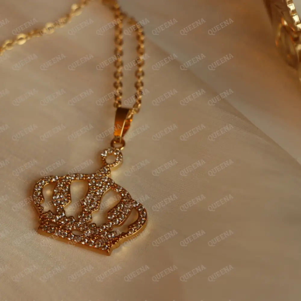 Luxury Golden Zircon Jordan Royal Crown - Pendant Necklace Necklaces