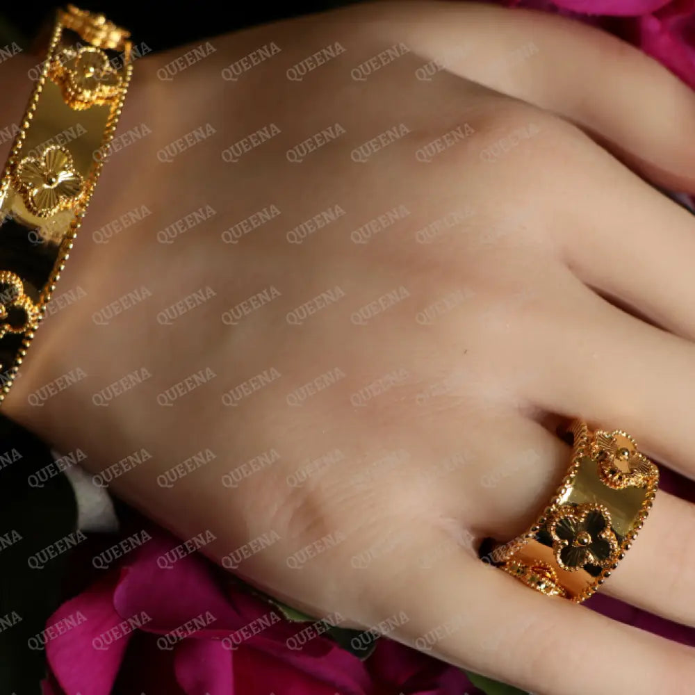 Luxury HALF SET 18k Gold Plated Clovia Golden Floral Laser Clovers Set (Bangle + Ring) Jewelry Sets