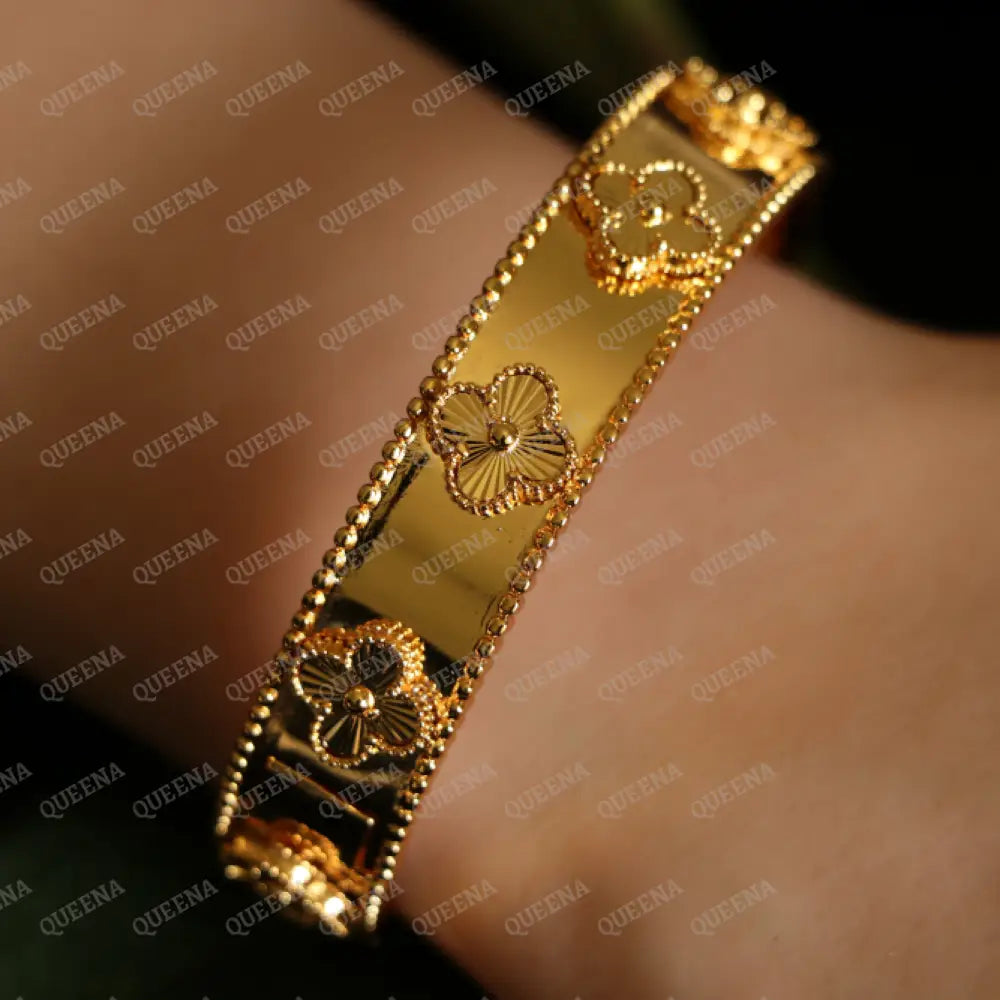 Luxury HALF SET 18k Gold Plated Clovia Golden Floral Laser Clovers Set (Bangle + Ring) Jewelry Sets