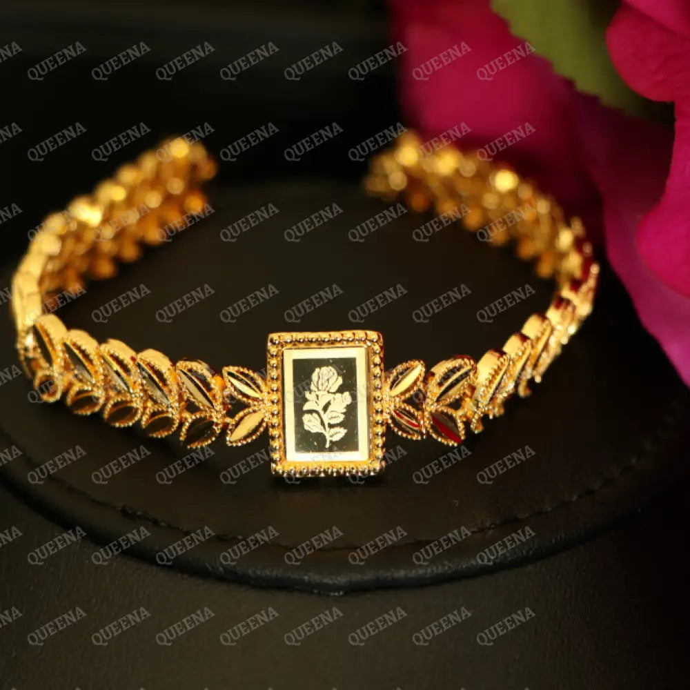 Luxury SABEKAH ONSA Shiny Chain Bracelet High Quality 21k Gold Plated Statement Piece Bracelet