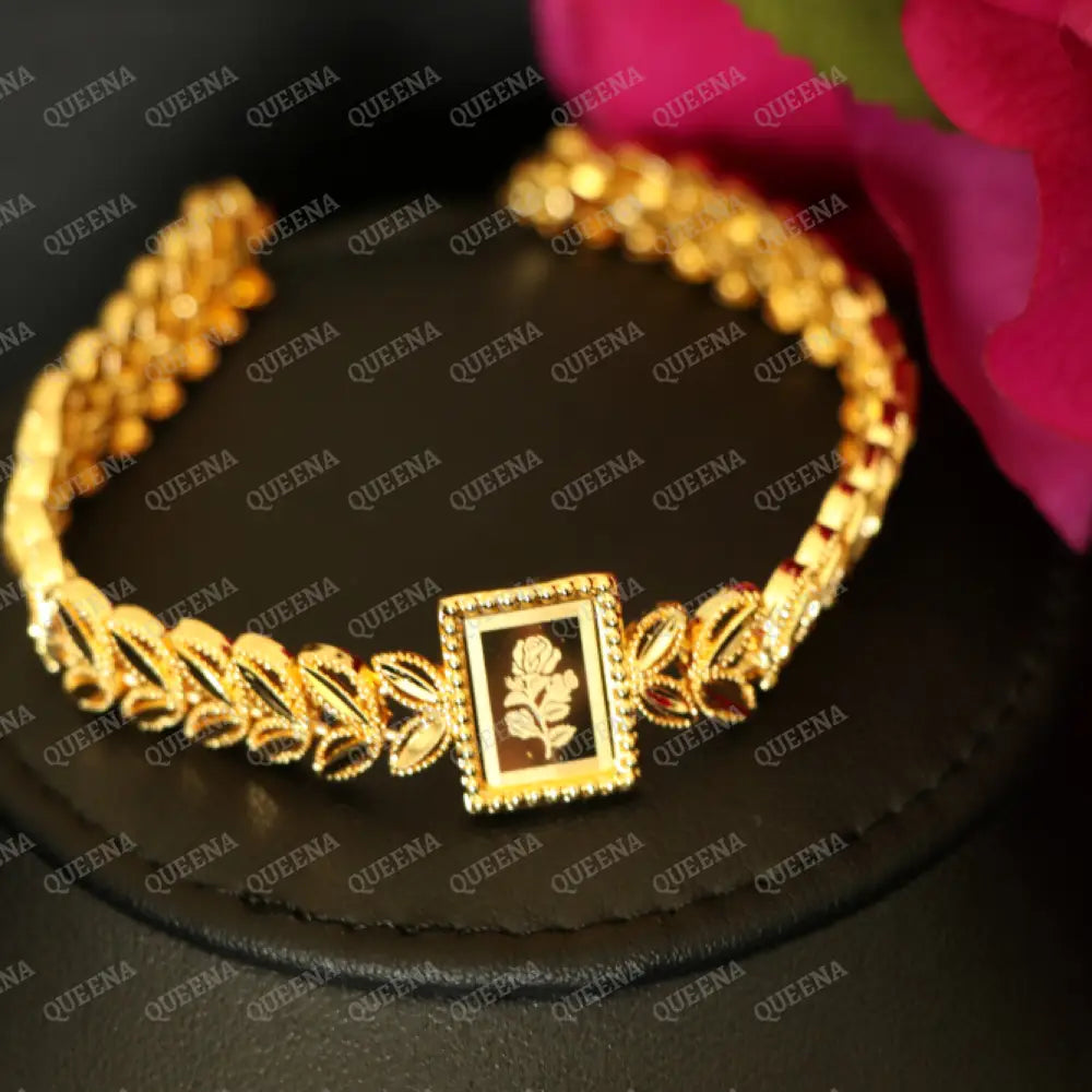 Luxury SABEKAH ONSA Shiny Chain Bracelet High Quality 21k Gold Plated Statement Piece Bracelet