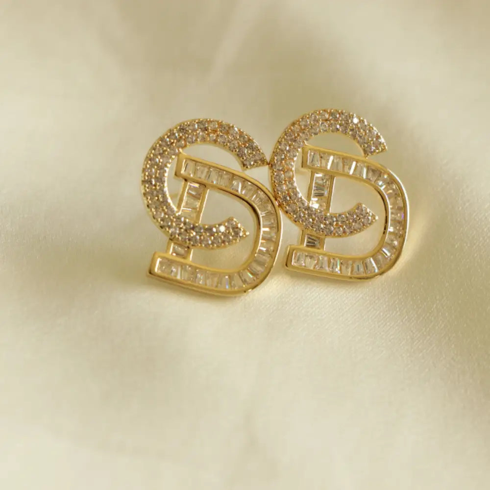 Luxury Shiny Cd Stud Earrings Studded With Crystal & Zircon