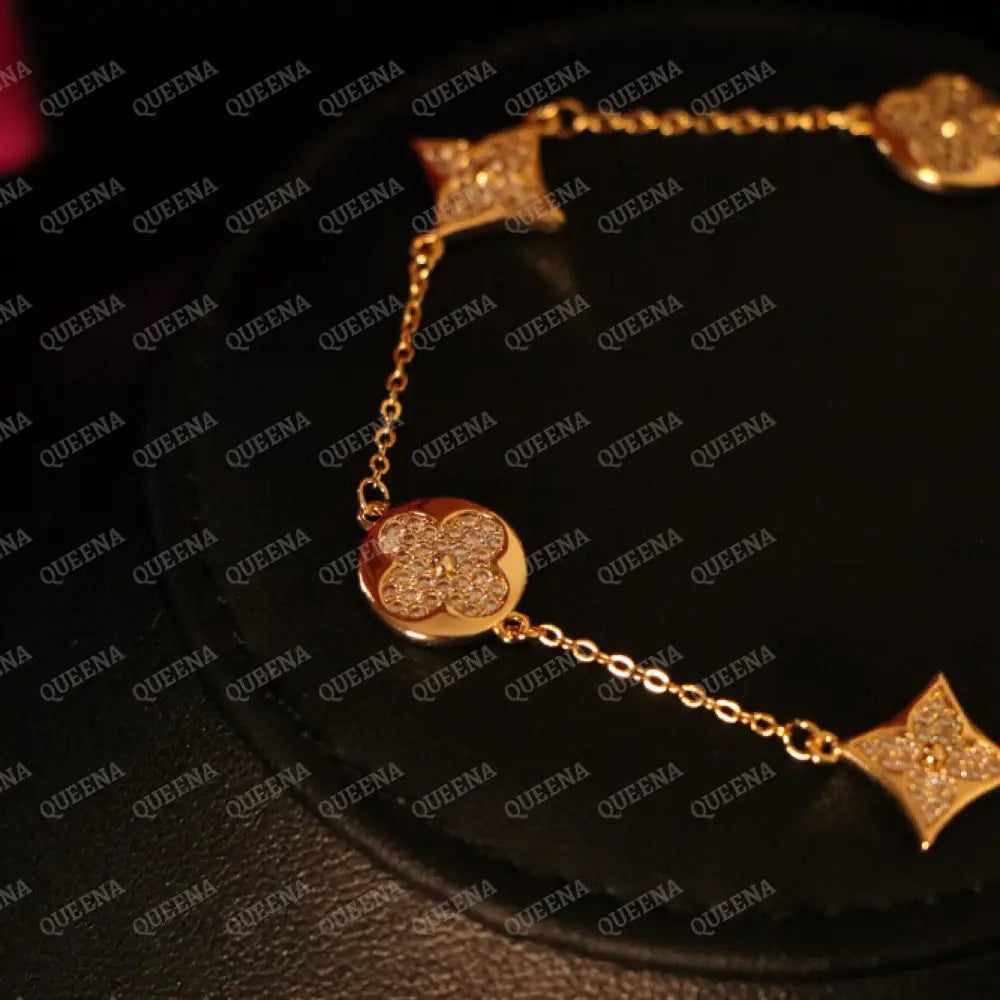 Luxury Sparkle LVs Bracelet Studded With Zircons Stones Bracelet