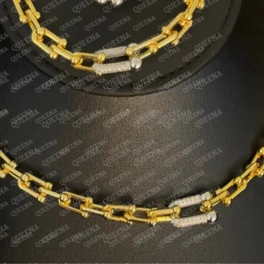 Luxury TEFFANIA JEWELRY SET Golden link Studded with Silver Zircon Stones - High Quality 18k Gold Plated Statement