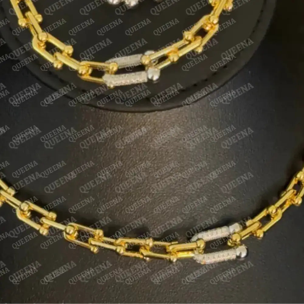 Luxury TEFFANIA JEWELRY SET Golden link Studded with Silver Zircon Stones - High Quality 18k Gold Plated Statement