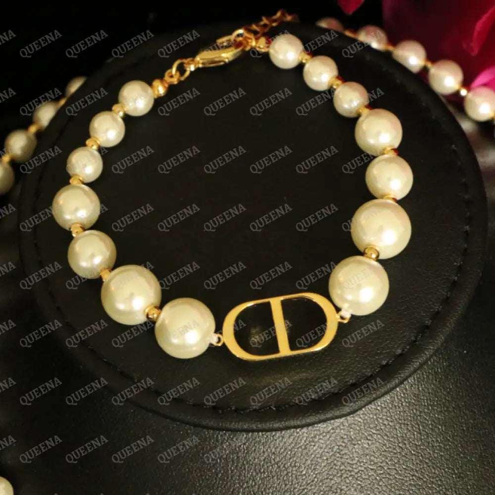 New CD pearls Bracelet Bracelet