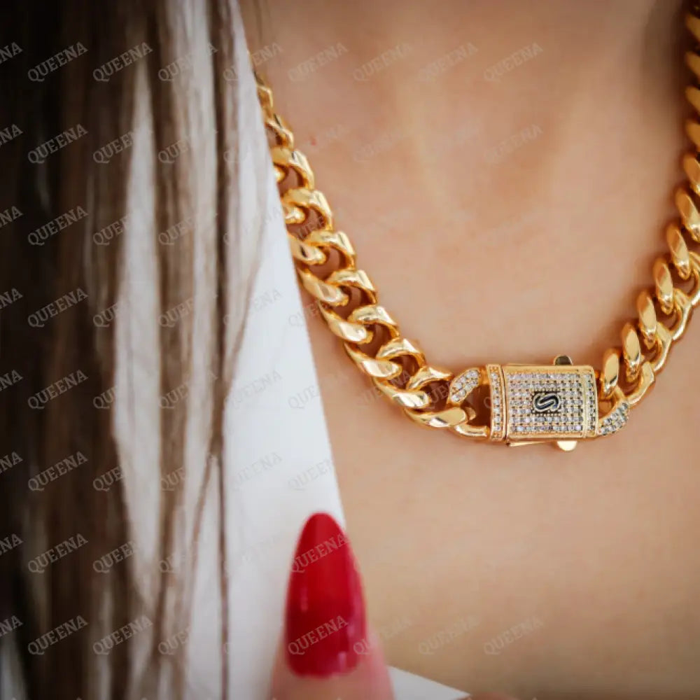 18K Gold Plated Monaco Golden Chain Choker Necklace With Edge Pave Lock Necklaces
