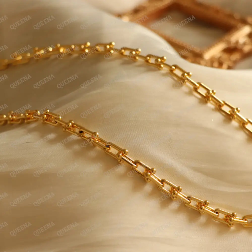 18K Gold Plated Tiffany Small U Link Chain Necklace In Yellow Necklaces