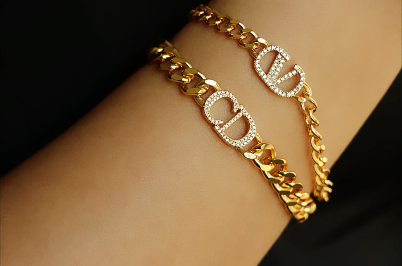 Luxury New CD Link chain Bracelet studded with Zircon - High Quality 18k Gold Plated Statement Piece