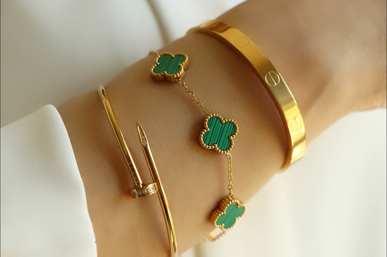 Dainty VCA Bracelet with 5 Multi GREEN Leaf Clover - High Quality Stainless Steel Statement Piece