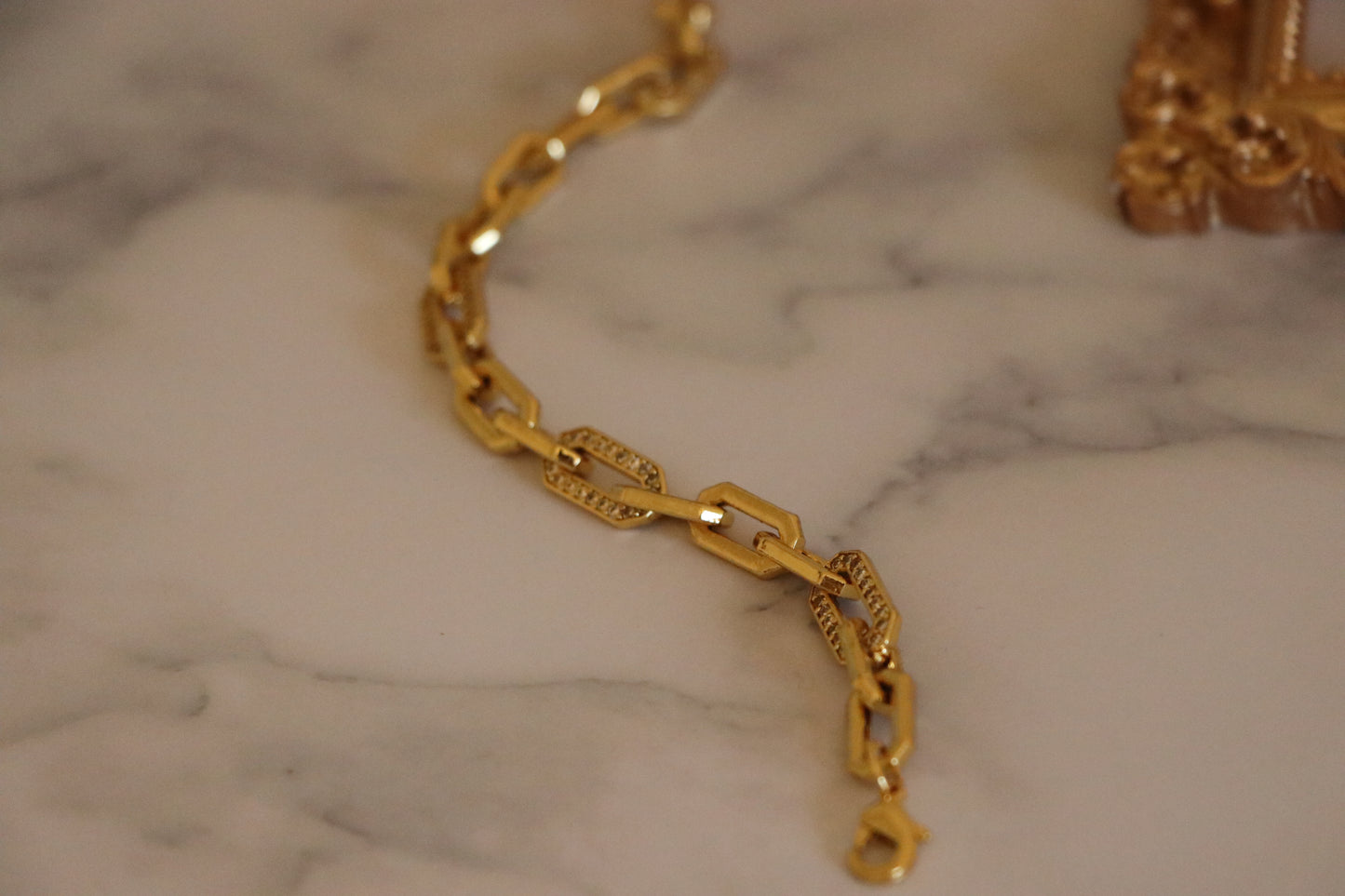 Gold & Zircon Graduated Link Chain Bracelet