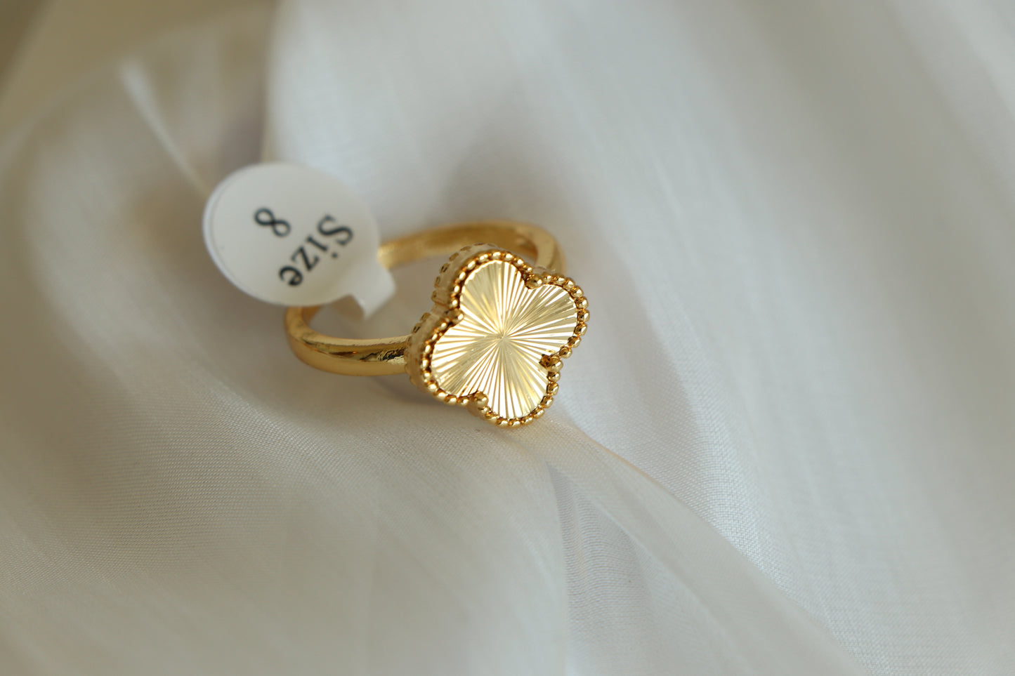 Luxury VCA RING - Luxury VCA YELLOW GOLD Leaf Clover Ring