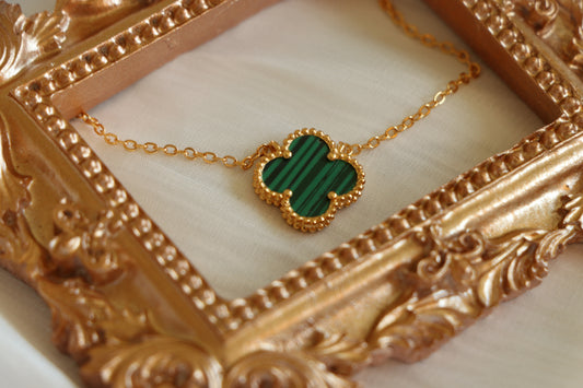 VCA Pendant Necklace GREEN Leaf Clover