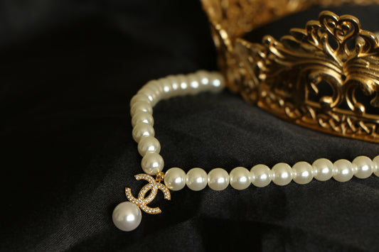 Luxury New CH Pearls Necklace studded with Zircon - High Quality 18k Gold Plated Statement Piece