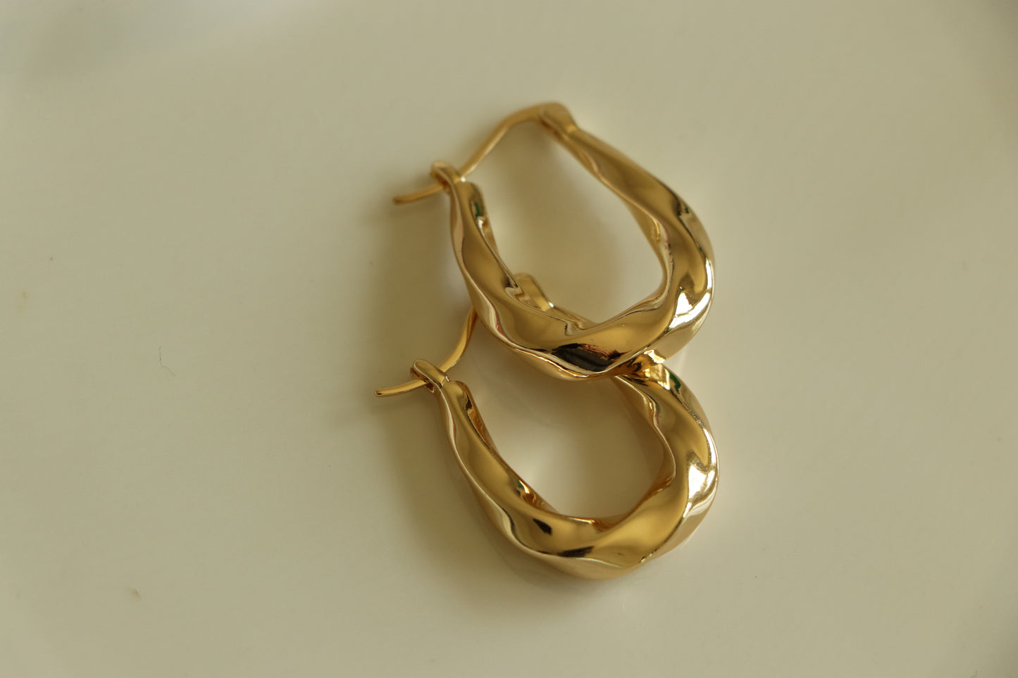 Lara Chunky Square Hoop Earrings