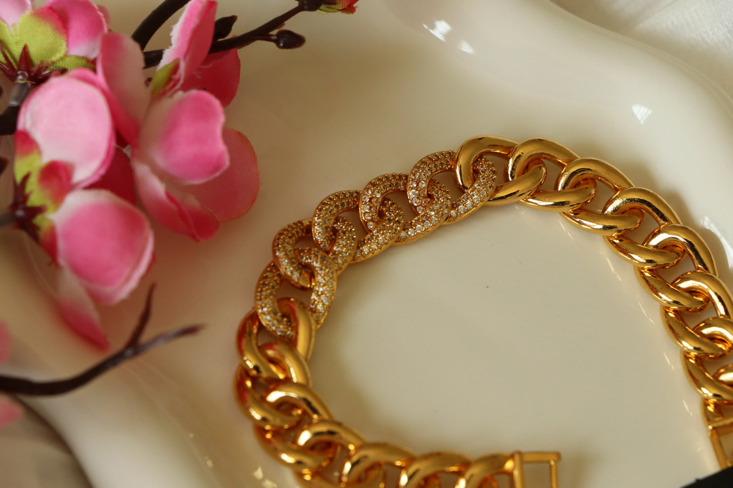 Luxurious Golden Wide Janzeer Chain Bracelet Studded with Zircon