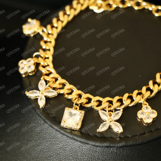 Beautiful Sparkling Crystals Flowers Charms Chain Bracelet Bracelet