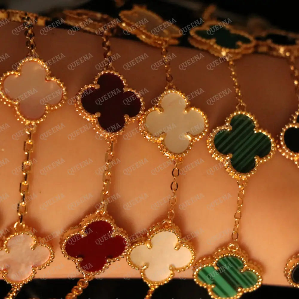 Clover Bracelet with 5 Multi Leaf Clover - High Quality 18k Gold Plated Statement Piece Bracelet