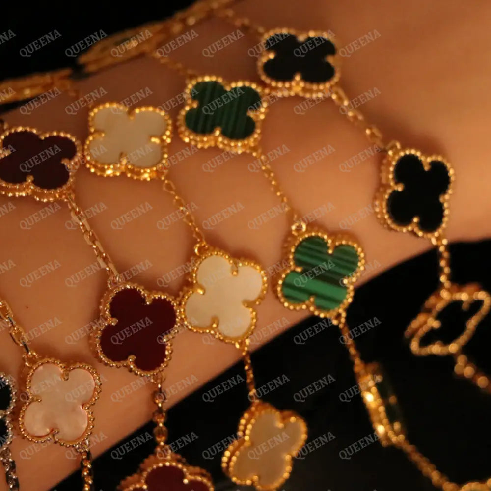 Clover Bracelet with 5 Multi Leaf Clover - High Quality 18k Gold Plated Statement Piece Bracelet