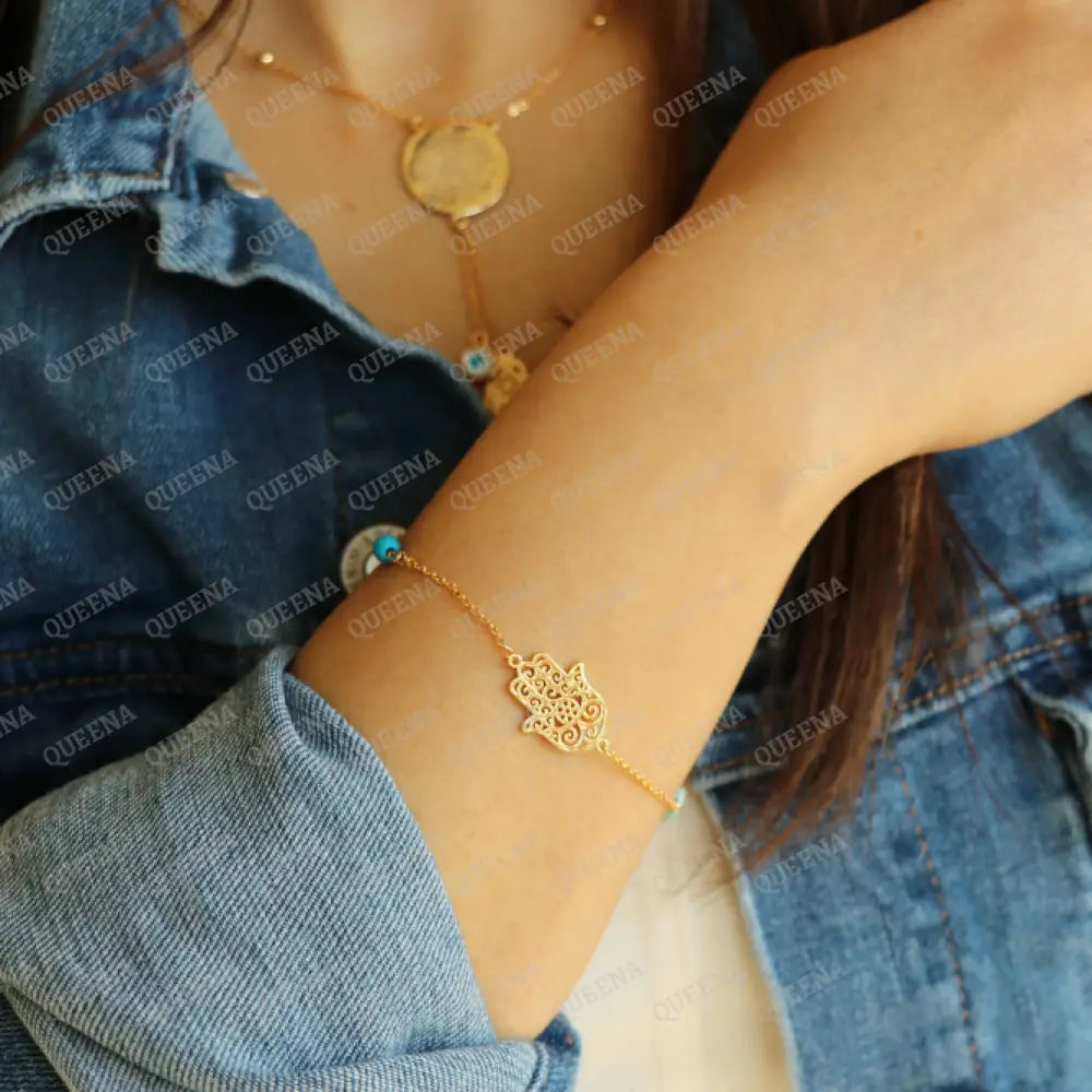 Delicate Hamsa Hand With Evil Eye Bracelet