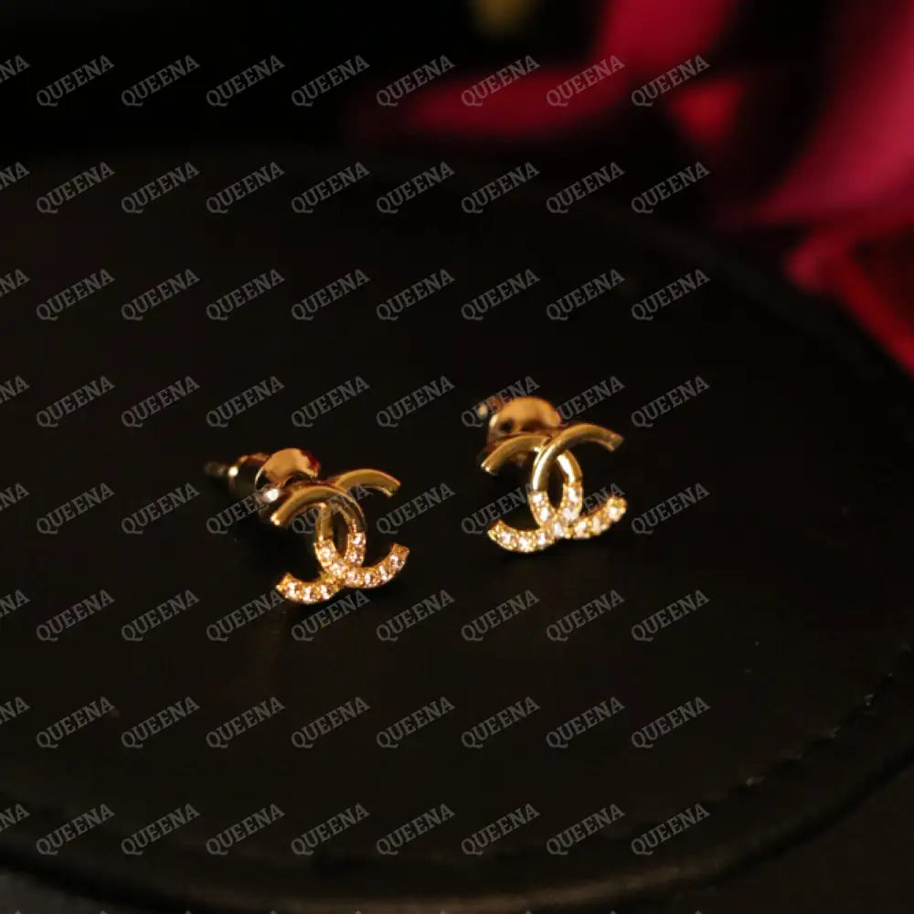 Delicate Iconic Chaneel Set (Necklace + Earrings) Jewelry Sets