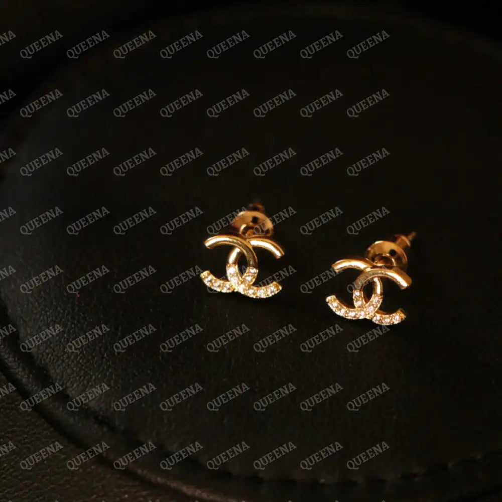 Delicate Iconic Chaneel Set (Necklace + Earrings) Jewelry Sets