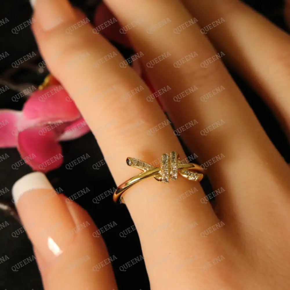 Dolley Knot Ring Studded with Zircon - Adjustable (Free Size) Rings