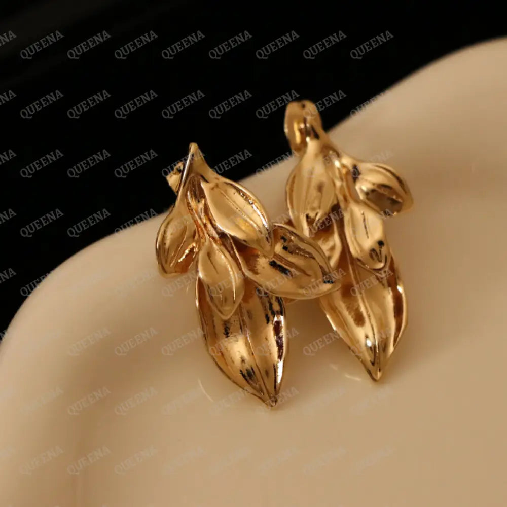 Elegant LEAF Earrings Earrings