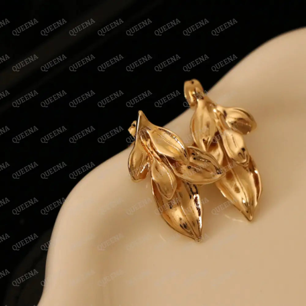 Elegant LEAF Earrings Earrings