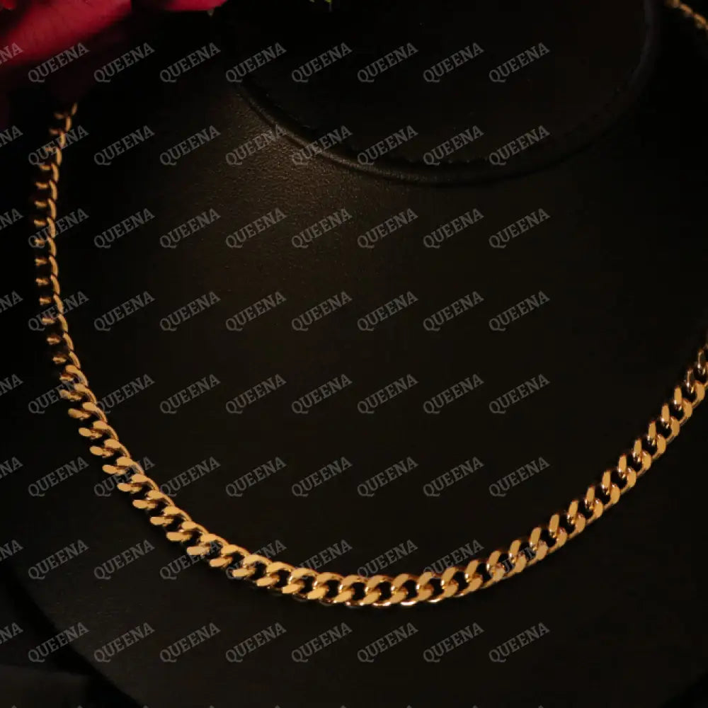 Essential Golden Plain Cuban Chain Necklace Necklaces