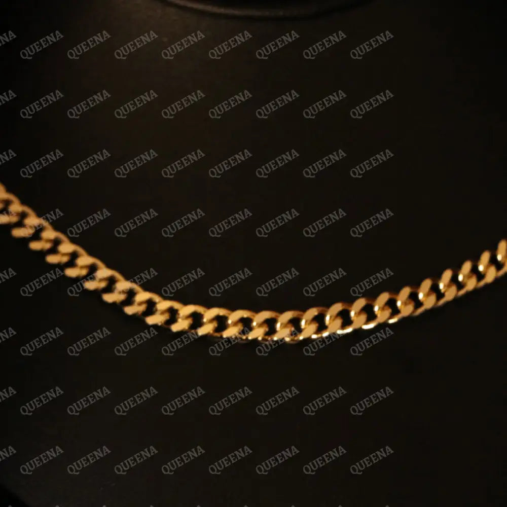 Essential Golden Plain Cuban Chain Necklace Necklaces
