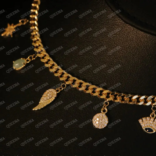 Gold Chain Necklace with Beautiful charms Pendants Necklaces