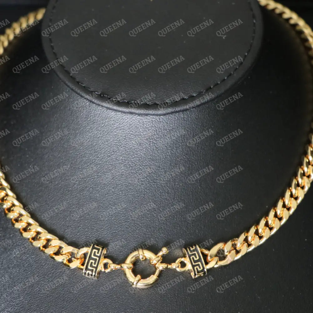 Golden Janzeer Chain Necklace With Circle Lock In Black Versacie Touch Necklaces