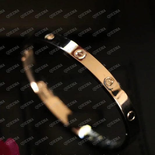 Iconic SILVER Bangle LOVE Bracelet with Crystal Diamonds Medium Size 17 Bracelet