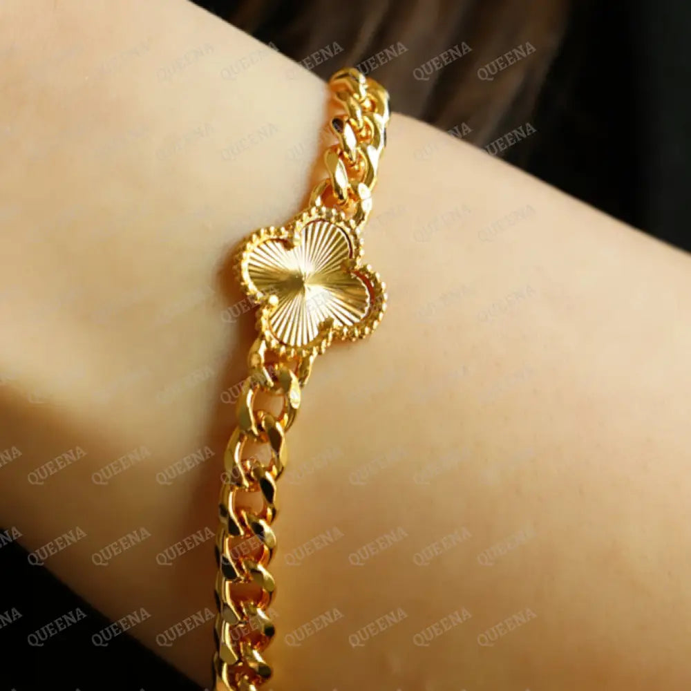 Janzeer Chain Bracelet Of Vca With One Yellow Gold Leaf Clover