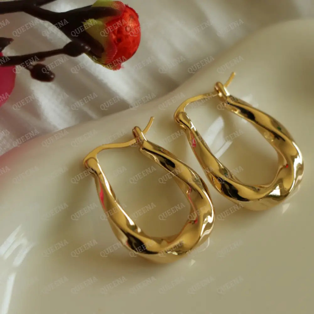 Lara Chunky Square Hoop Earrings