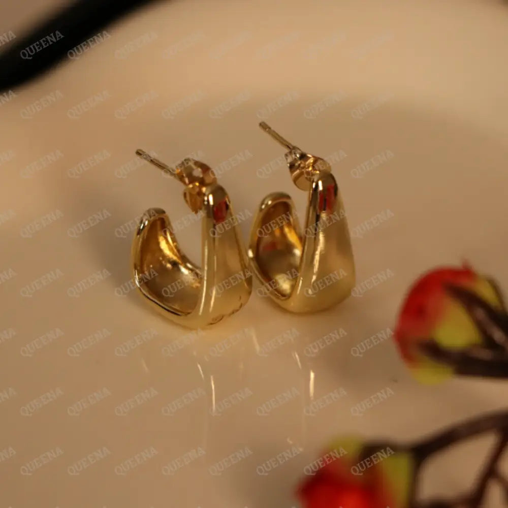 Lora Open Stud Earrings Earrings