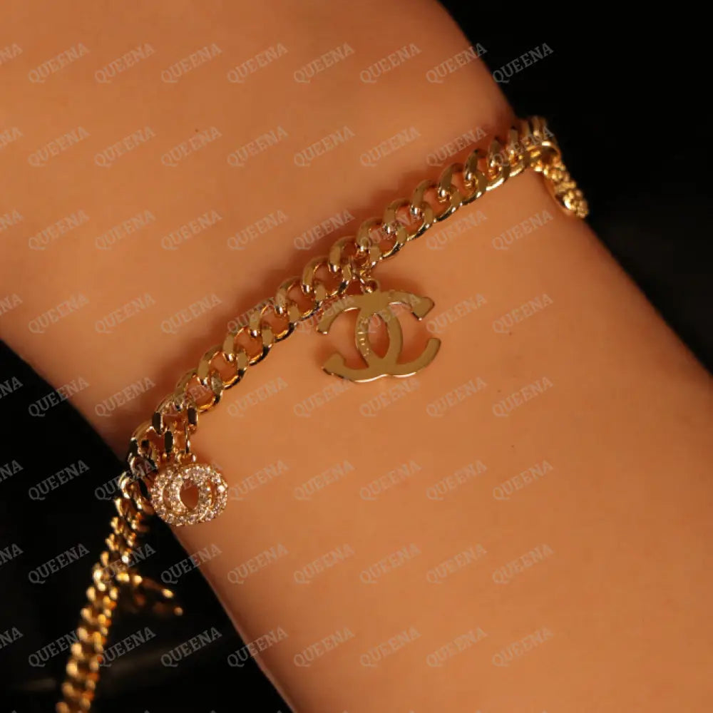 Luxe CH Charms Chain Bracelet Bracelet